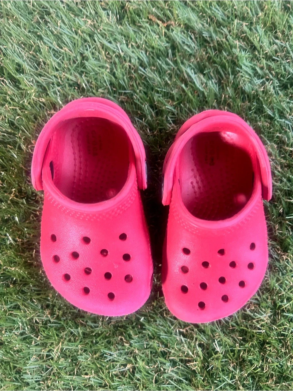 Crocs Classic Clogs ,Toddler Size 4c,Red Iconic Comfort